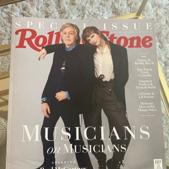 Taylor Swift Rolling Stone Magazine December 2020 - Picture 2 of 3